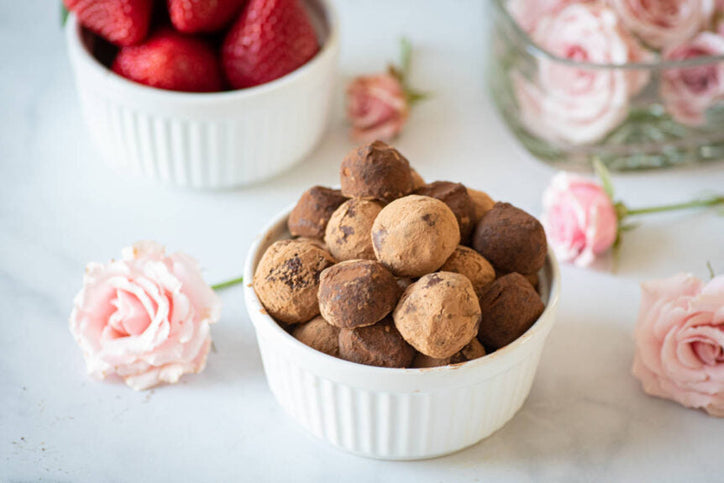 Adaptogen Chocolate Truffles with Ashwagandha and Cordyceps