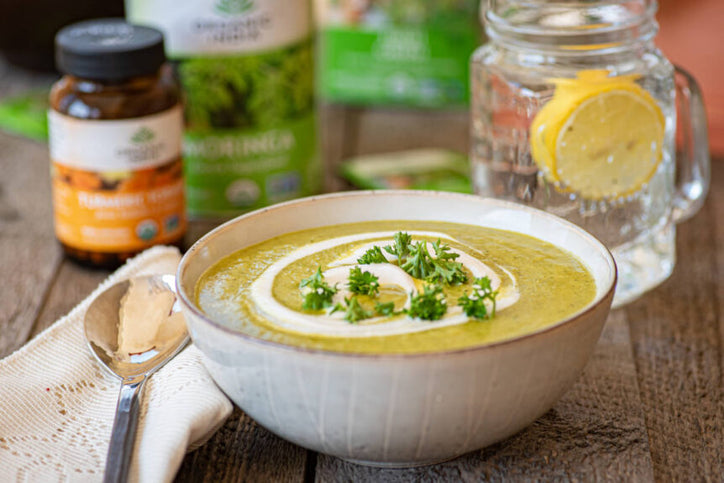 Best Broccoli Detox Soup with Herbs and Spices