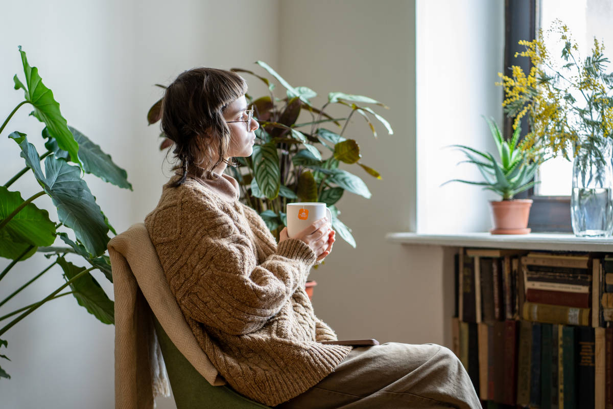 8 Amazing Herbs for Hormonal Balance