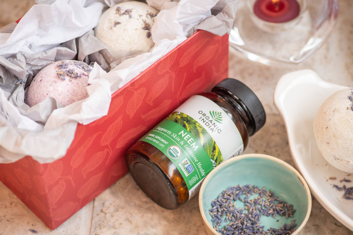 DIY Lavender and Neem Bath Melts